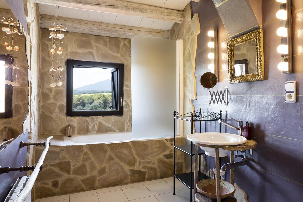 Can Patiras B&B Cistella Luaran gambar